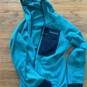 Patagonia Teal Hooded Fleece with Navy Chest Pocket